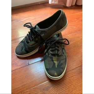 *RARE* Camo Vans *LIKE NEW!*